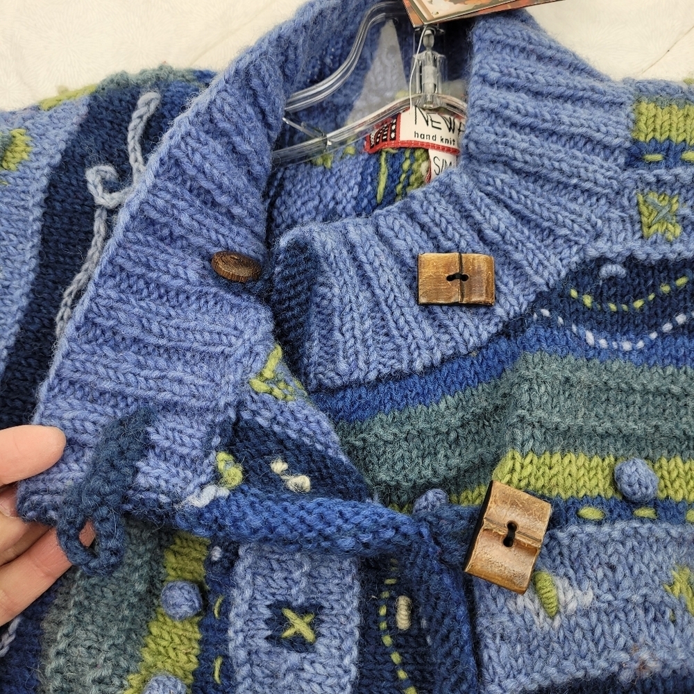 Newari hand knit wool blue cardigan buttons Icelandic Design cozy artsy NWT S/M - Picture 8 of 12